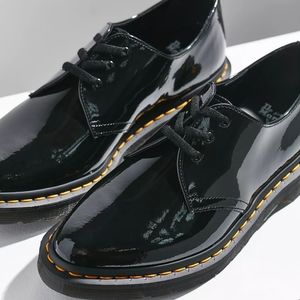 Doc Martens Dupree patent leather shoes